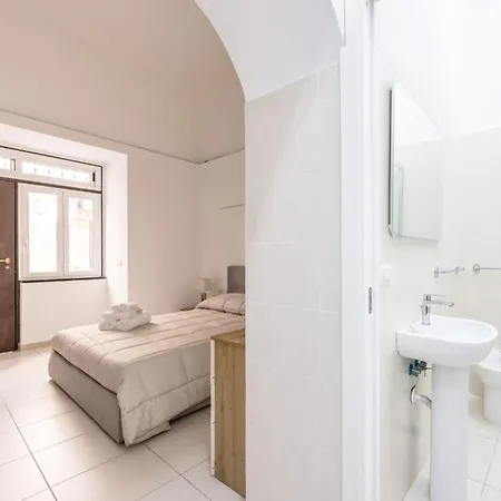 La Casa Dei Miracoli نابولي